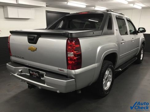 Used 2012 Chevrolet Avalanche LT w/ Suspension Package, Off-Road image 11