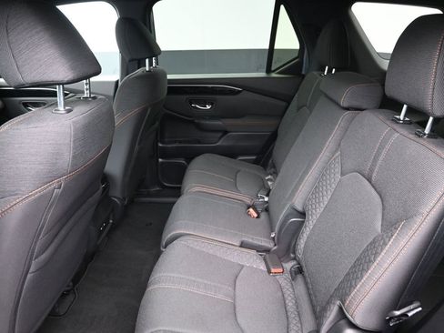 Certified 2025 Honda Pilot Sport image 25