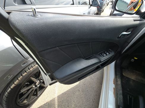 Used 2019 Dodge Charger R/T RWD image 13