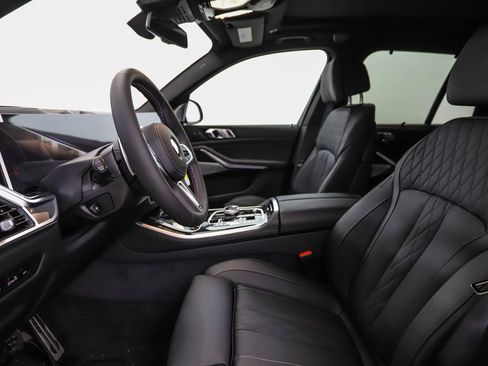 New 2026 BMW X5 M60i image 11