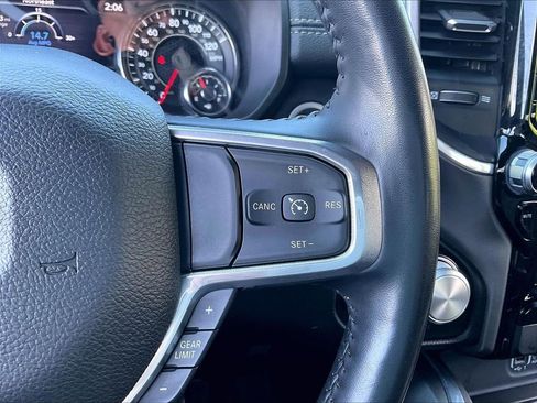 Used 2023 RAM 1500 Laramie AWD/4WD image 22