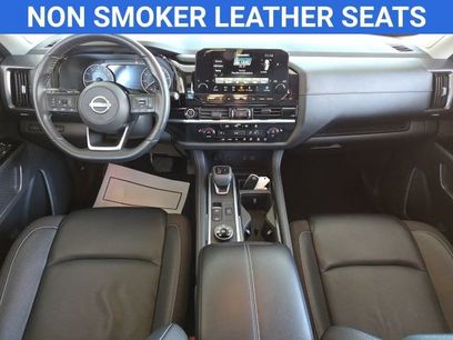 Used 2023 Nissan Pathfinder SL