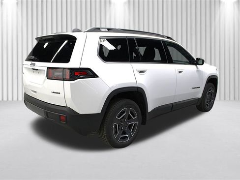 New 2026 Jeep Cherokee Laredo AWD/4WD image 3