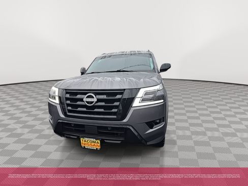 Used 2021 Nissan Armada SL image 3