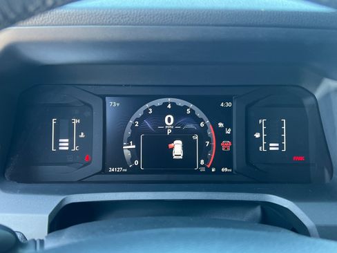 Used 2025 Toyota 4Runner SR5 RWD image 28