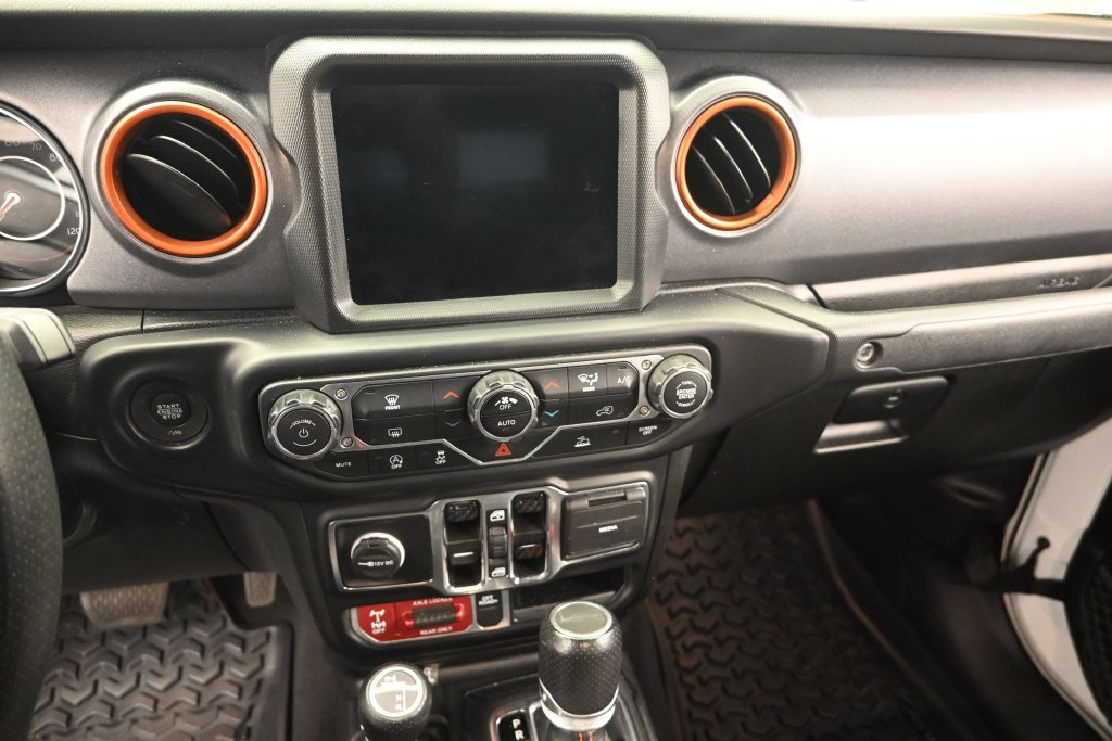 Used 2022 Jeep Gladiator Mojave w/ LED Lighting Group AWD/4WD image 12