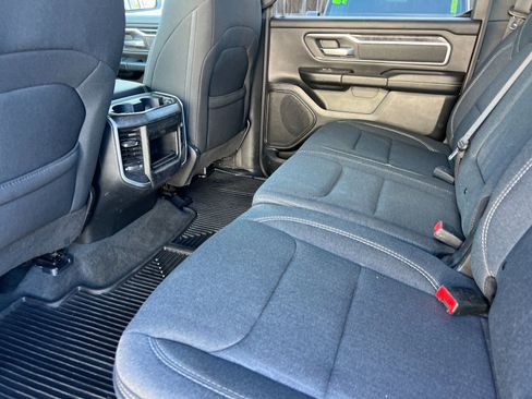 Used 2019 RAM 1500 Big Horn image 12