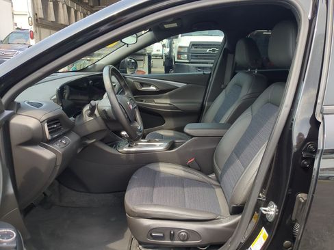 Used 2024 Buick Envista Preferred w/ Convenience I Package FWD image 23