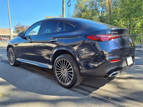 Used 2024 Mercedes-Benz GLC 300 4MATIC image 5