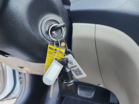 Used 2016 Hyundai Accent SE FWD image 25