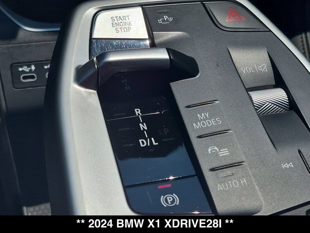 Used 2024 BMW X1 xDrive28i w/ Convenience Package AWD/4WD image 7