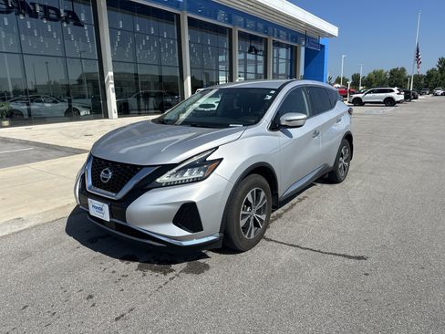 Used 2020 Nissan Murano S AWD/4WD image 1