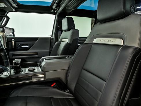 Used 2025 GMC Hummer EV 3X image 12