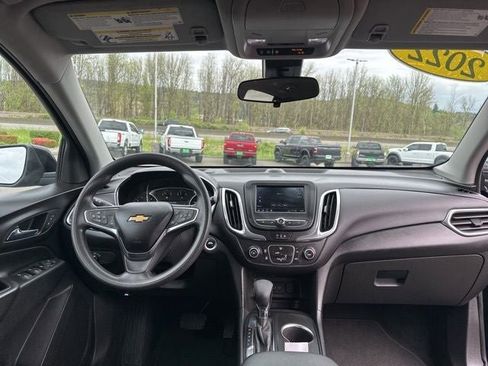 Used 2022 Chevrolet Equinox LT AWD/4WD image 9