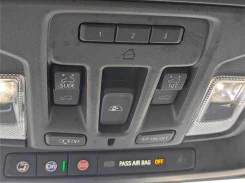 Used 2024 Chevrolet Silverado 1500 High Country AWD/4WD image 35