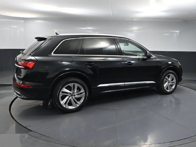 Used 2022 Audi Q7 3.0T Premium Plus AWD/4WD image 4