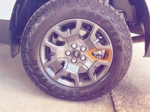 Used 2025 Ford Maverick Tremor AWD/4WD image 7