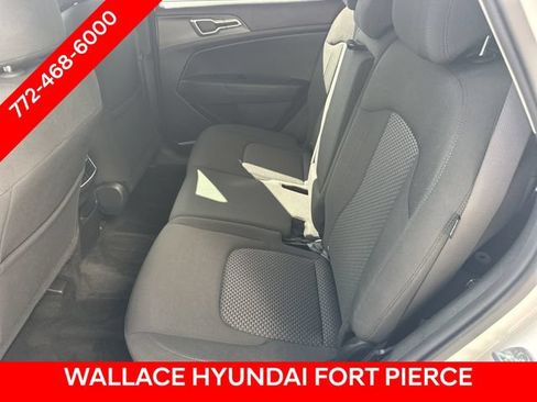 Used 2024 Kia Sportage LX FWD image 15