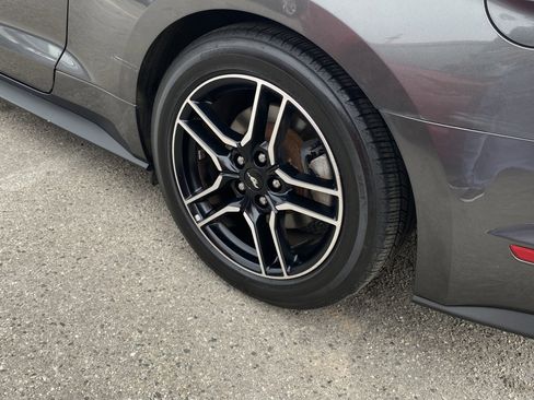 Used 2018 Ford Mustang Premium RWD image 13