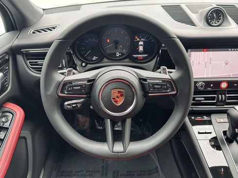 New 2026 Porsche Macan S image 16