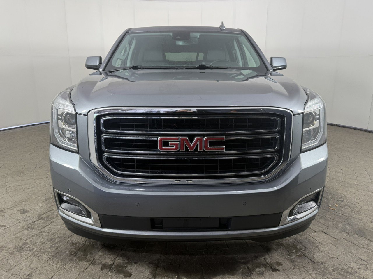 Used 2020 GMC Yukon XL SLT AWD/4WD image 2