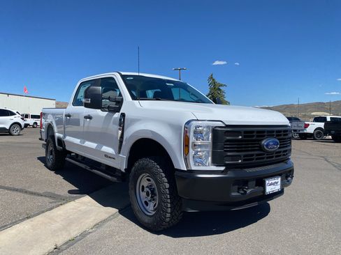 New 2026 Ford F350 XL w/ XL Off-Road Package AWD/4WD image 18