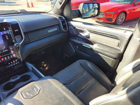 Used 2021 RAM 1500 Laramie image 12