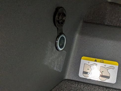 New 2025 Volkswagen Tiguan S image 27