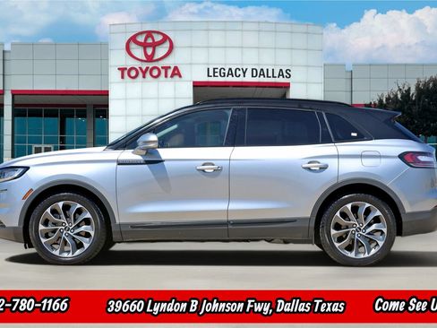 Used 2021 Lincoln Nautilus Reserve FWD image 7