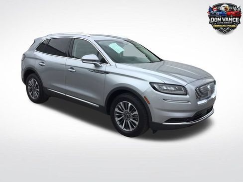 Used 2023 Lincoln Nautilus AWD image 7