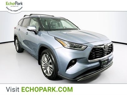 Used 2023 Toyota Highlander Platinum
