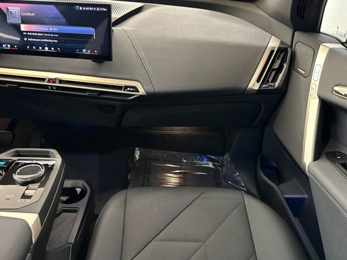 Certified 2024 BMW iX xDrive50 w/ Premium Package image 31