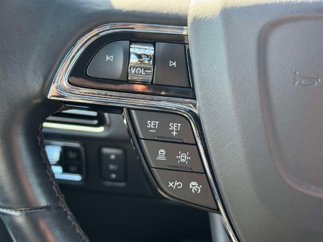 Used 2024 Lincoln Navigator Reserve AWD/4WD image 27