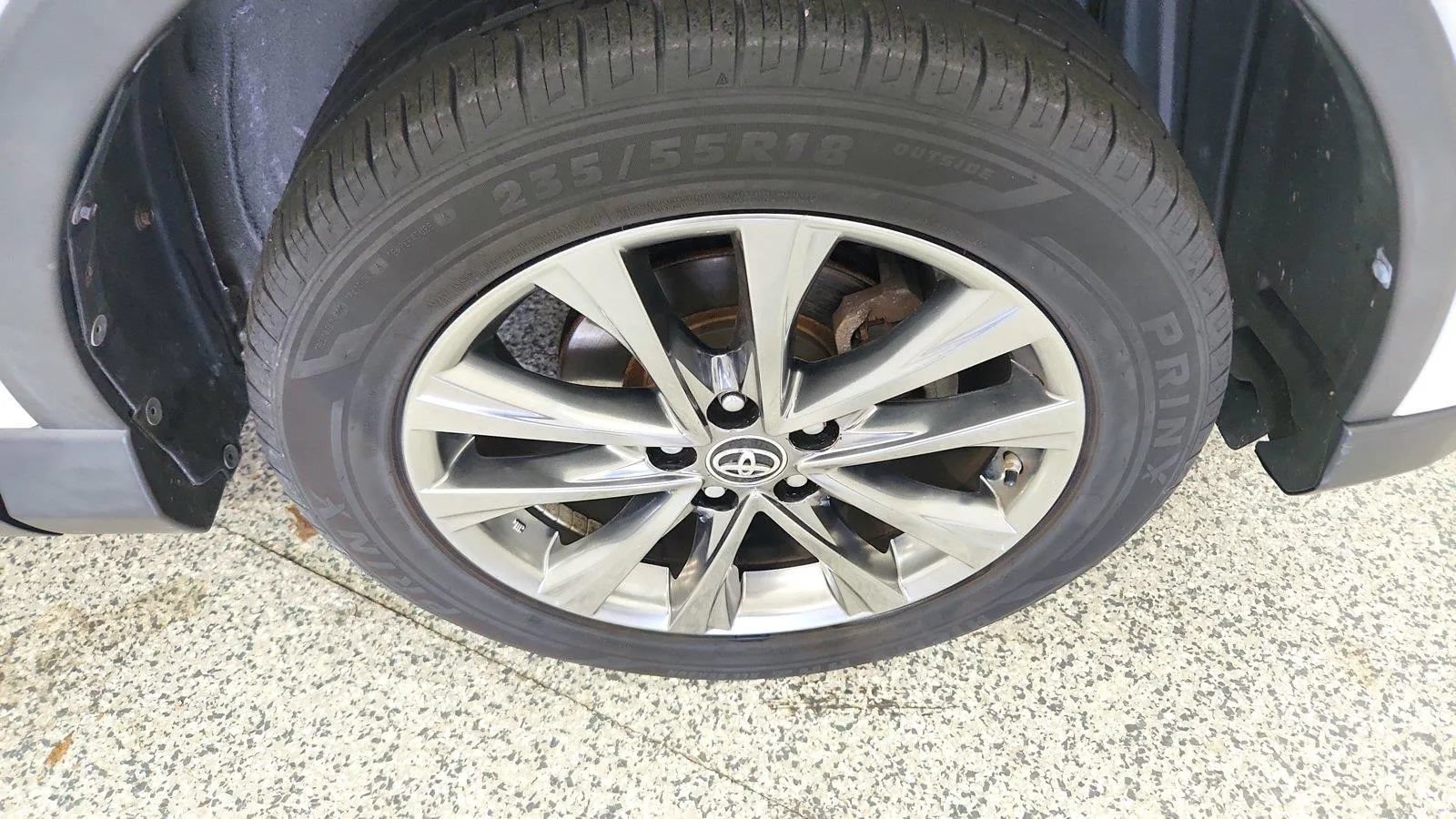 Used 2018 Toyota RAV4 Limited w/ All Weather Liner Package AWD/4WD image 31