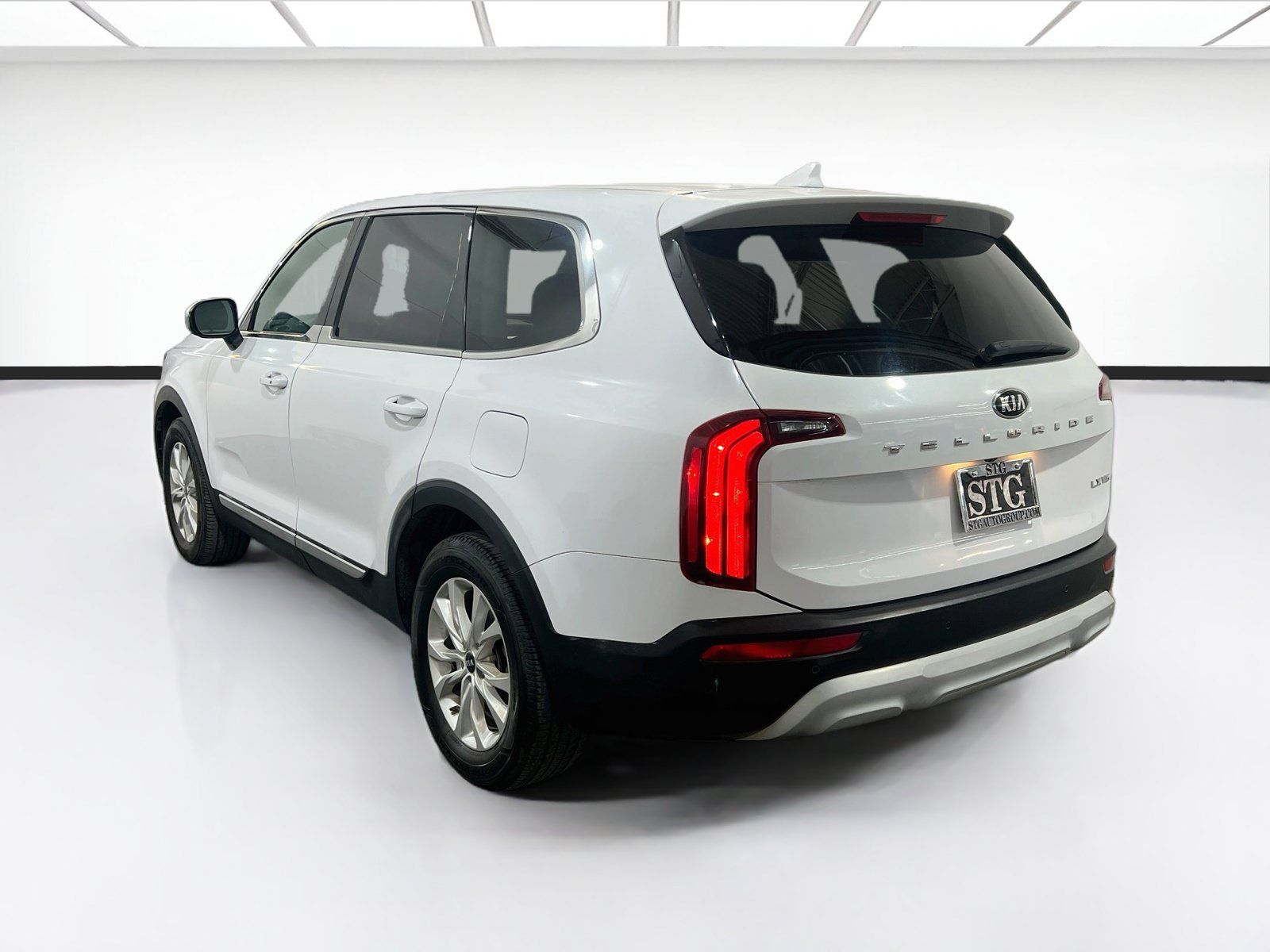 Used 2021 Kia Telluride LX FWD image 6