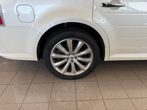 Used 2014 Ford Flex Limited w/ Equipment Group 303A AWD/4WD image 10