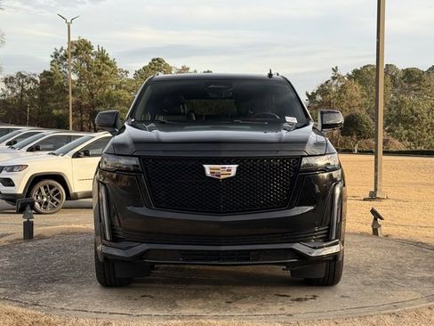 Used 2023 Cadillac Escalade Sport image 2
