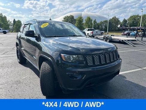 Used 2021 Jeep Grand Cherokee Altitude AWD/4WD image 2