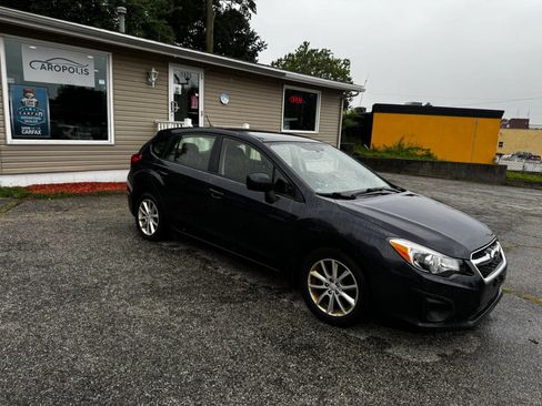 Used 2013 Subaru Impreza 2.0i Premium w/ Popular Pkg 1 AWD/4WD image 3