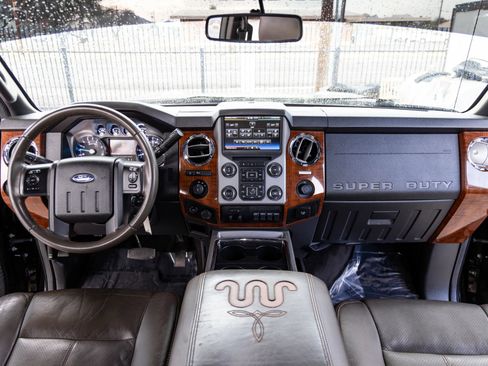 Used 2016 Ford F350 King Ranch w/ FX4 Off-Road Package AWD/4WD image 19