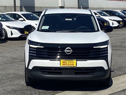 New 2026 Nissan Kicks SV image 6