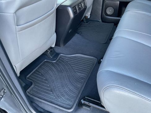 Used 2013 Toyota Tundra Platinum image 35