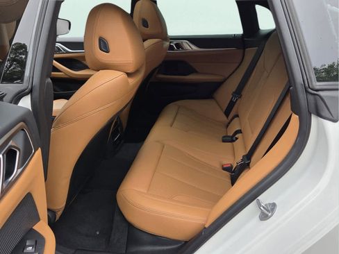 Certified 2025 BMW i4 eDrive40 w/ M Sport Package RWD image 9
