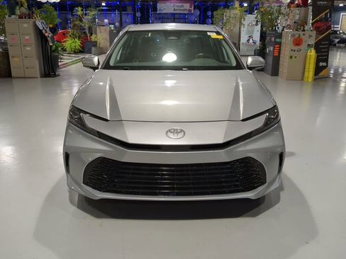 Used 2025 Toyota Camry LE w/ Convenience Package AWD/4WD image 3