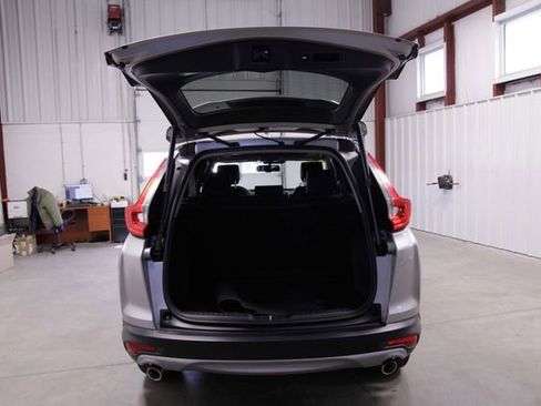 Used 2017 Honda CR-V Touring image 19