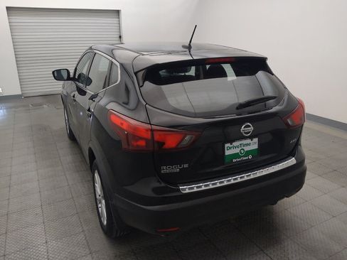 Used 2017 Nissan Rogue Sport S w/ S Appearance Package AWD/4WD image 6