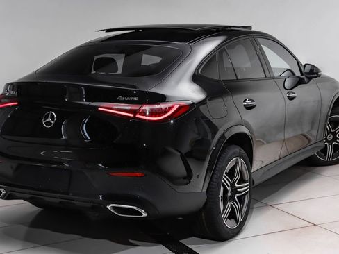 Certified 2024 Mercedes-Benz GLC 300 4MATIC image 3