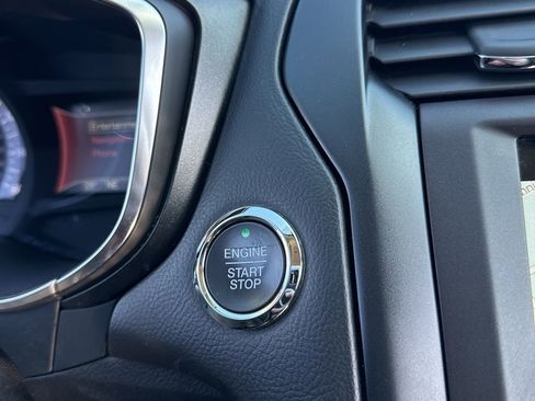 Used 2017 Ford Fusion Titanium image 34