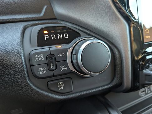 New 2026 RAM 1500 4x4 Crew Cab image 28