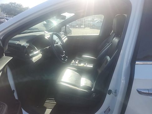Used 2018 Honda Odyssey Elite image 19